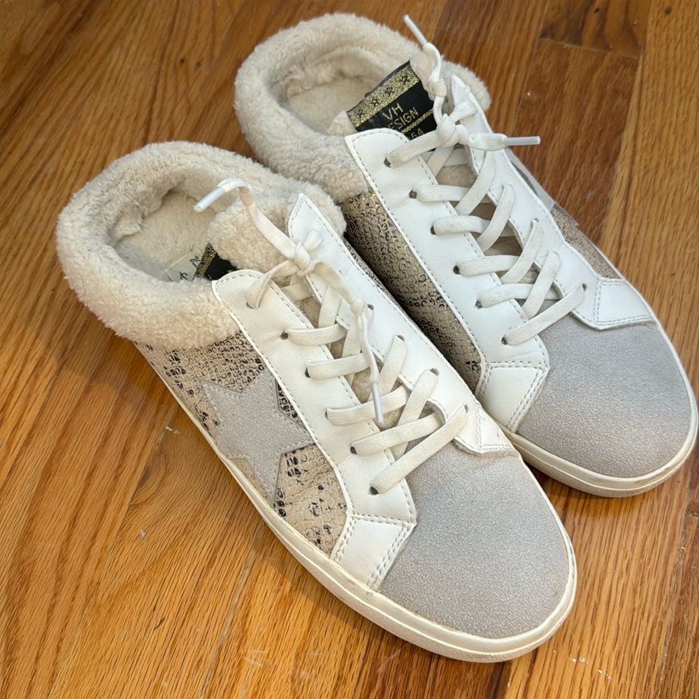 Vintage Havana slip on sneakers size 8.5